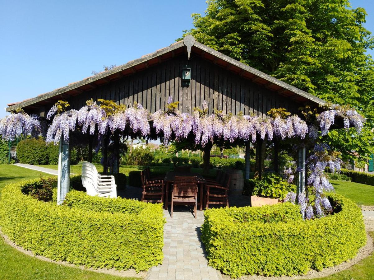 'T Hooghe Licht Bed & Breakfast Zonnebeke Eksteriør billede